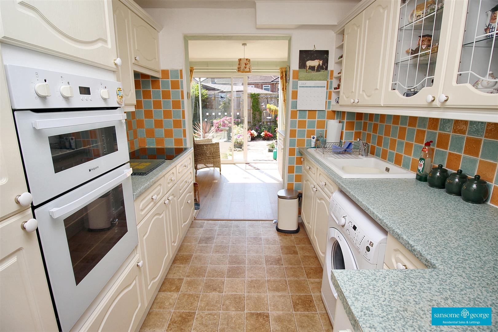 Foxcombe Drive, Tilehurst, Reading
